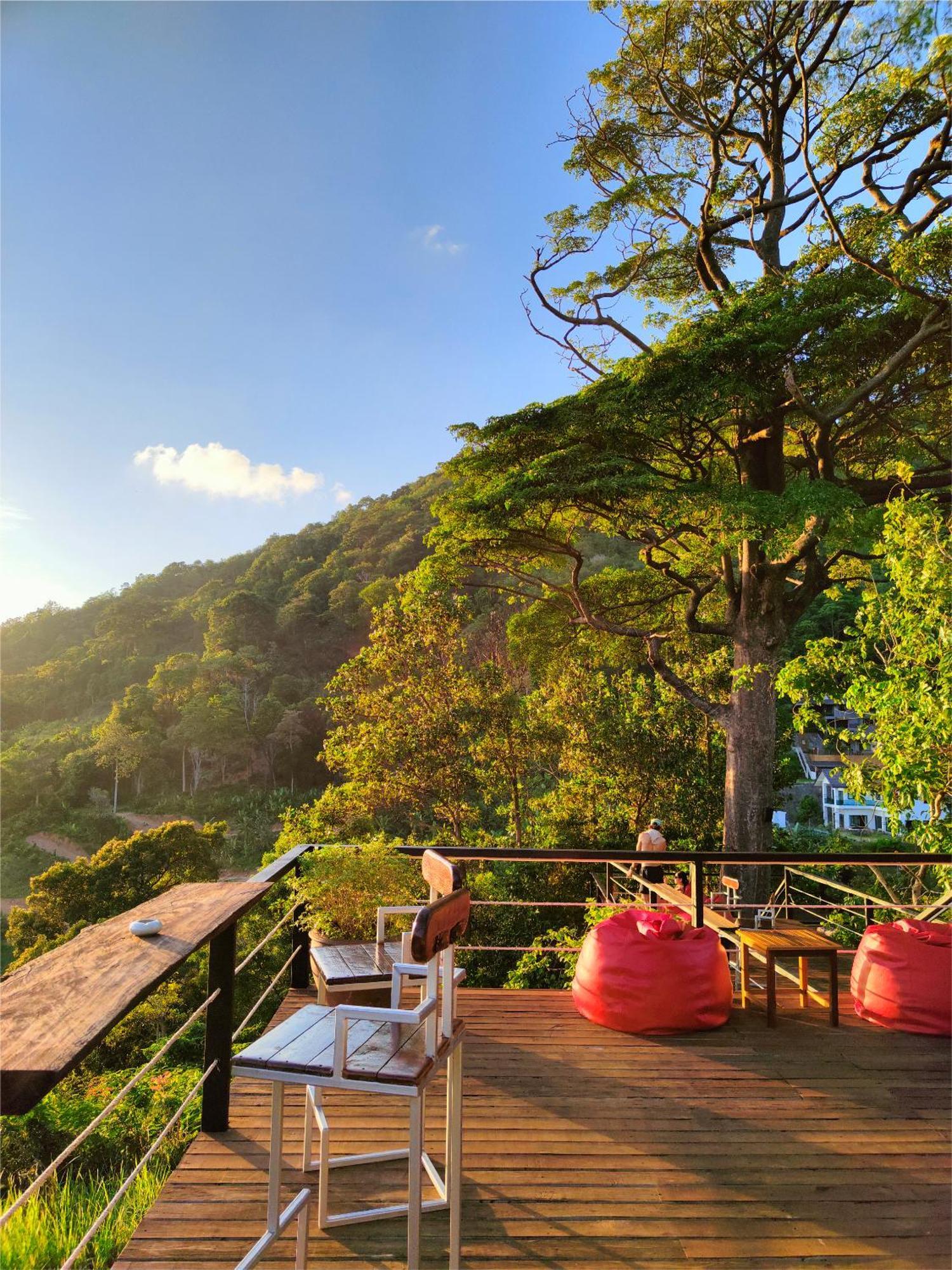 Phuket Jungle Experience Resort Karon Exterior foto
