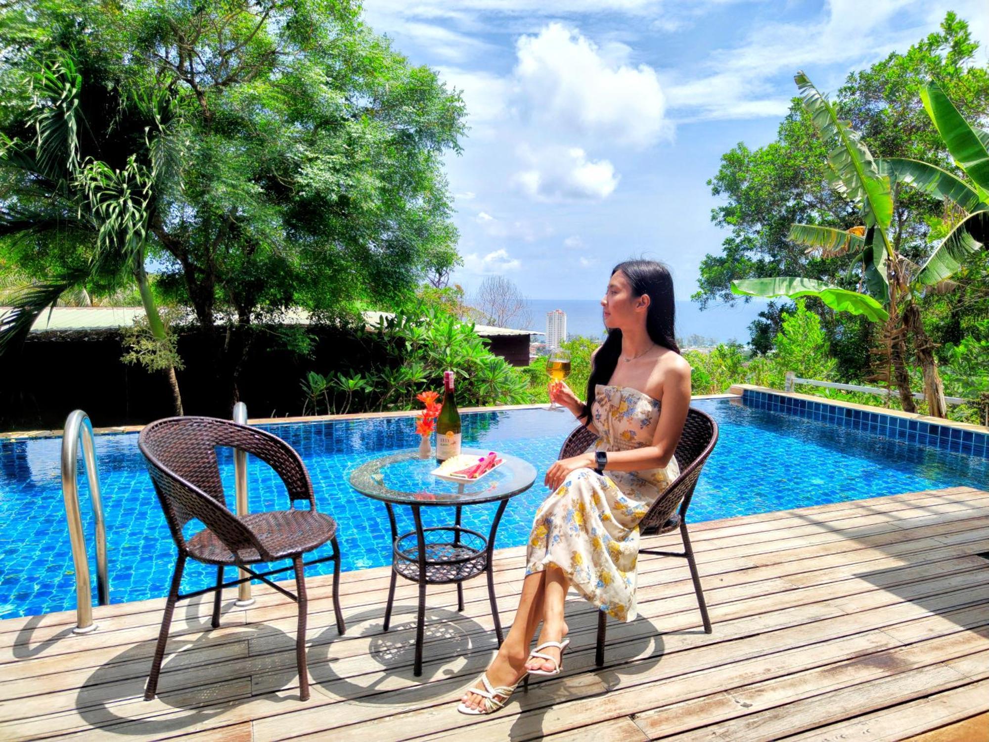Phuket Jungle Experience Resort Karon Exterior foto